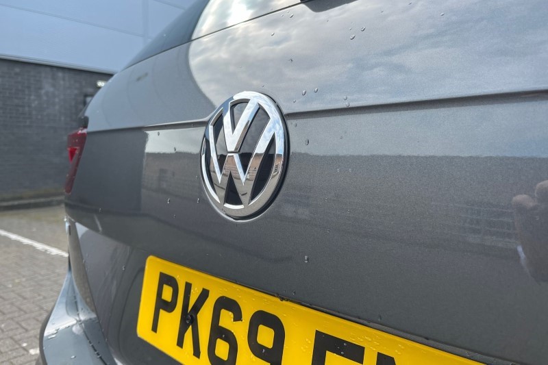 2019 (69) VOLKSWAGEN TIGUAN 2.0 TSi 230 4Motion R-Line Tech 5dr DSG 3394621