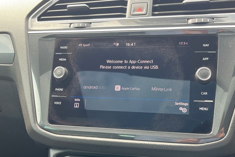 2019 (69) VOLKSWAGEN TIGUAN 2.0 TSi 230 4Motion R-Line Tech 5dr DSG 3394603