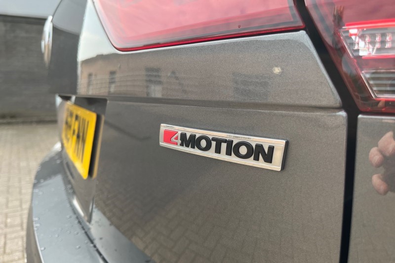 2019 (69) VOLKSWAGEN TIGUAN 2.0 TSi 230 4Motion R-Line Tech 5dr DSG 3394625