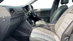 2019 (69) VOLKSWAGEN TIGUAN 2.0 TSi 230 4Motion R-Line Tech 5dr DSG 3394581