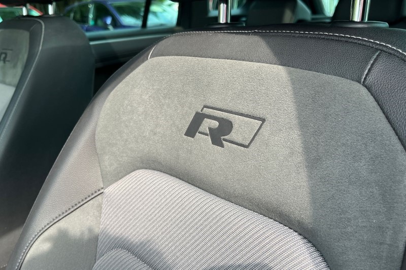 2019 (69) VOLKSWAGEN TIGUAN 2.0 TSi 230 4Motion R-Line Tech 5dr DSG 3394624