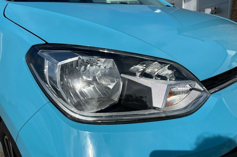 2023 (23) VOLKSWAGEN UP 1.0 65PS Black Edition 5dr 3465380