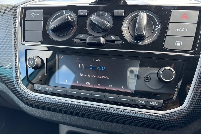 2023 (23) VOLKSWAGEN UP 1.0 65PS Black Edition 5dr 3465372