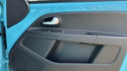 2023 (23) VOLKSWAGEN UP 1.0 65PS Black Edition 5dr 3465361
