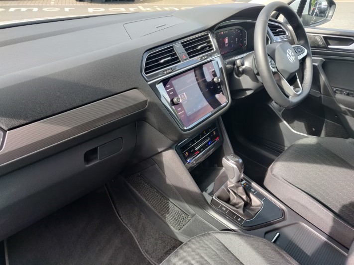 2024 (73) VOLKSWAGEN TIGUAN ALLSPACE 1.5 TSI Life 5dr DSG 3396647