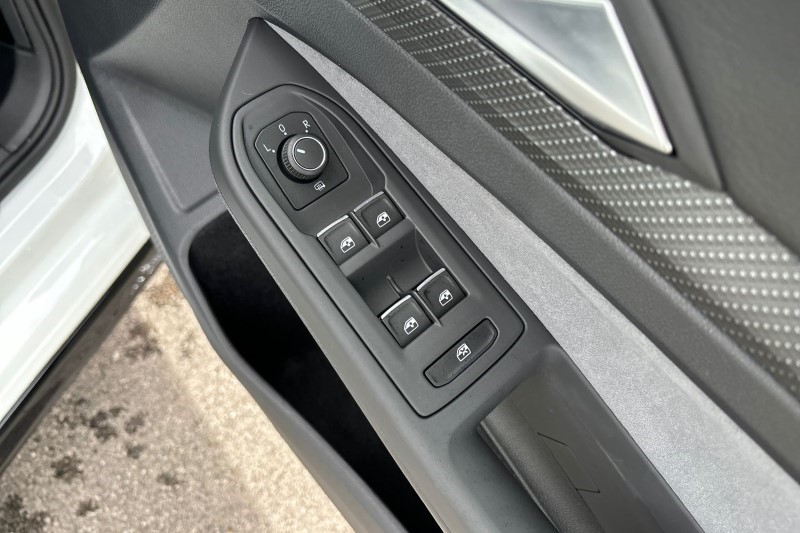 2022 (71) VOLKSWAGEN GOLF 1.5 TSI 150 R-Line 5dr 3489039