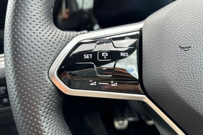 2022 (71) VOLKSWAGEN GOLF 1.5 TSI 150 R-Line 5dr 3489044