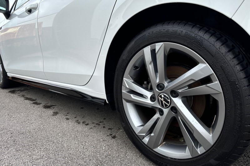 2022 (71) VOLKSWAGEN GOLF 1.5 TSI 150 R-Line 5dr 3489057