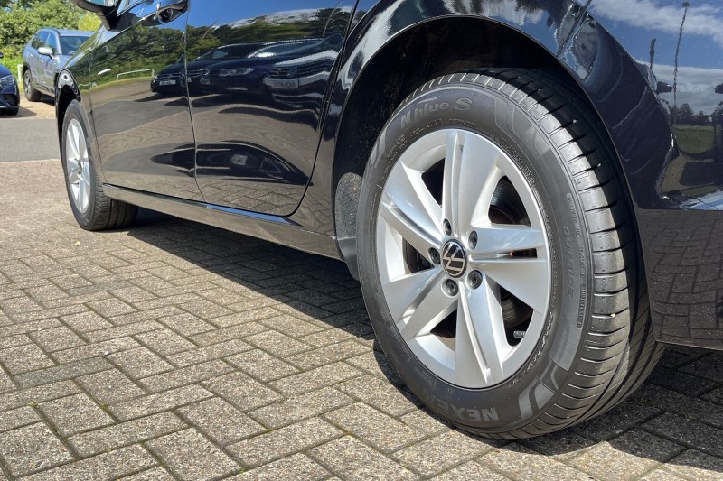 2023 (23) VOLKSWAGEN GOLF 1.5 TSI 150 Life 5dr 3426777