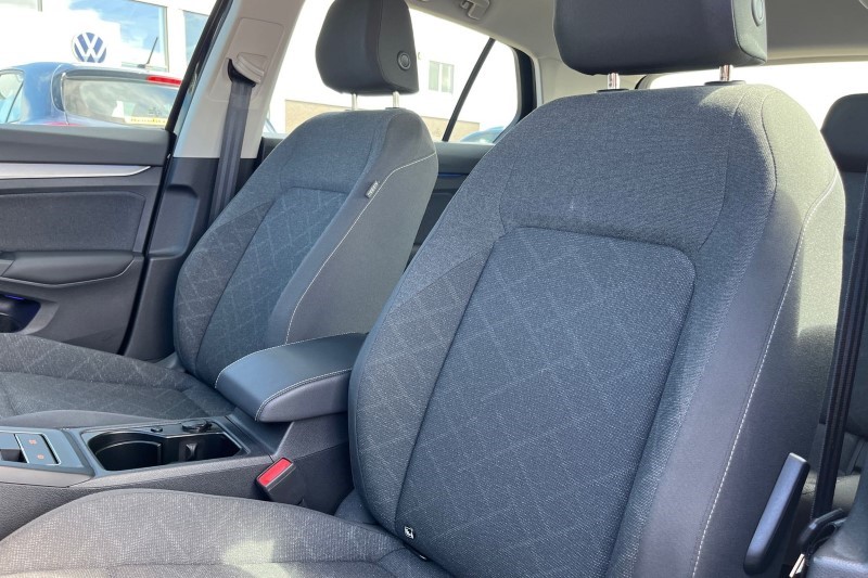 2023 (23) VOLKSWAGEN GOLF 1.5 TSI 150 Life 5dr 3426759