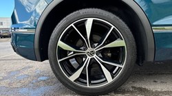2021 (21) VOLKSWAGEN TIGUAN 1.5 TSI 150 R-Line 5dr DSG 3489939
