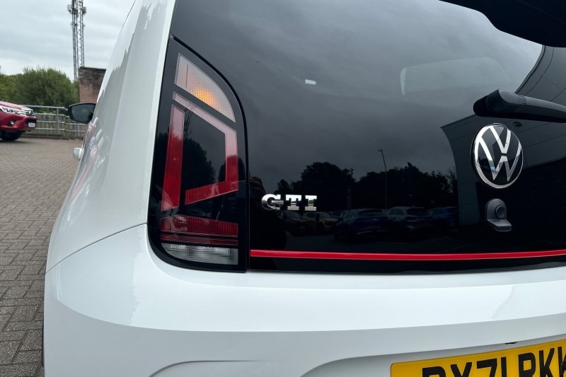 2021 (71) VOLKSWAGEN UP 1.0 115PS Up GTI 5dr 3394235