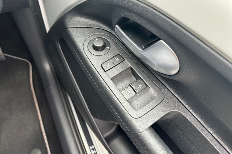 2021 (71) VOLKSWAGEN UP 1.0 115PS Up GTI 5dr 3394211