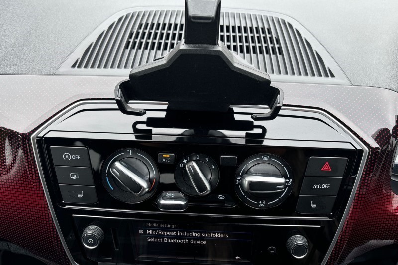 2021 (71) VOLKSWAGEN UP 1.0 115PS Up GTI 5dr 3394223