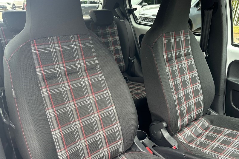 2021 (71) VOLKSWAGEN UP 1.0 115PS Up GTI 5dr 3394214