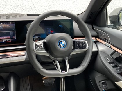2023 (73) BMW I5 250kW eDr40 M Sport Pro 84kWh 4dr Auto Tech PLUS/Comf PLUS