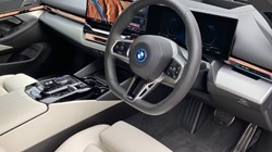 2023 (73) BMW I5 250kW eDr40 M Sport Pro 84kWh 4dr Auto Tech PLUS/Comf PLUS 2697735
