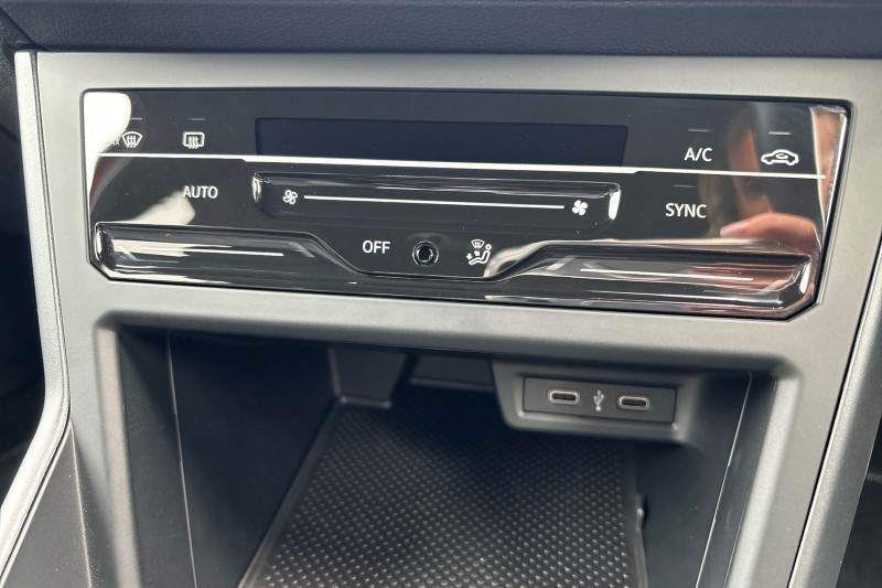 2023 (23) VOLKSWAGEN POLO 1.0 TSI R-Line 5dr 3465408