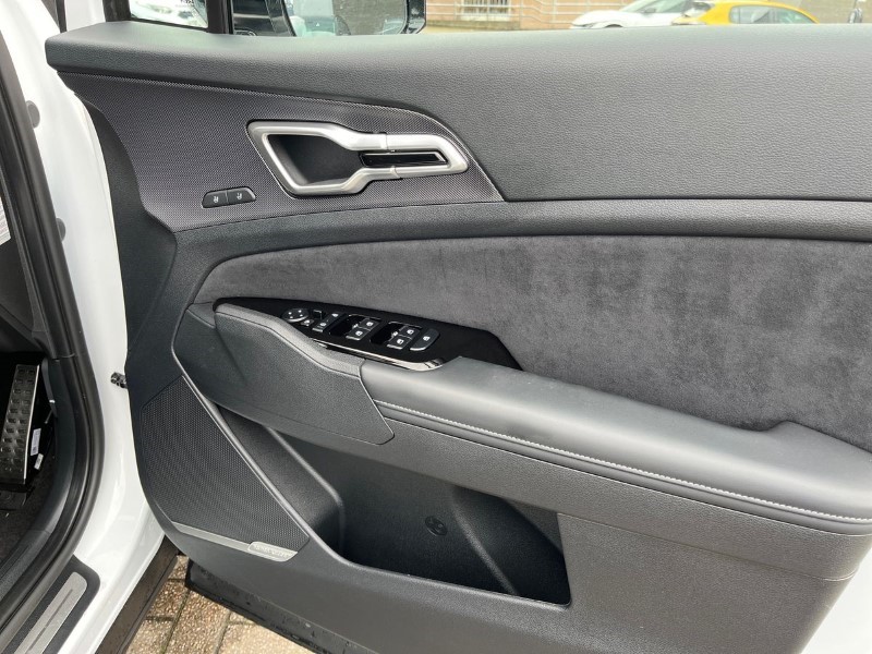 2023 (23) KIA SPORTAGE 1.6T GDi HEV GT-Line S 5dr Auto 3470731