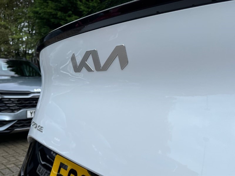 2023 (23) KIA SPORTAGE 1.6T GDi HEV GT-Line S 5dr Auto 3470764