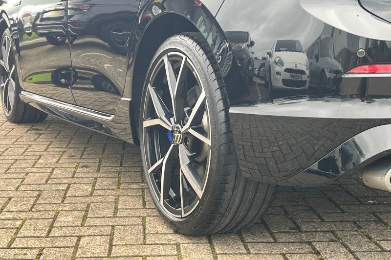 2022 (22) VOLKSWAGEN GOLF 2.0 TSI 320 R 4Motion 5dr DSG 3474953