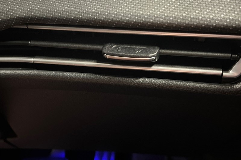 2022 (22) VOLKSWAGEN GOLF 2.0 TSI 320 R 4Motion 5dr DSG 3474945