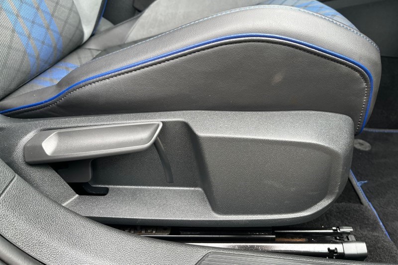 2022 (22) VOLKSWAGEN GOLF 2.0 TSI 320 R 4Motion 5dr DSG 3474931