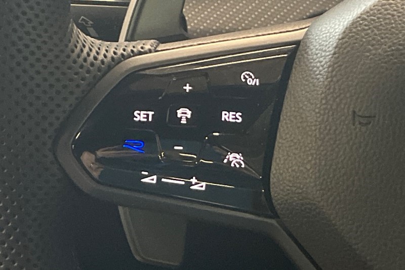 2022 (22) VOLKSWAGEN GOLF 2.0 TSI 320 R 4Motion 5dr DSG 3474935