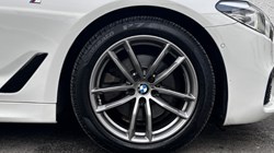 2019 (69) BMW 5 SERIES 520d xDrive M Sport 5dr Auto 2920158