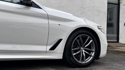 2019 (69) BMW 5 SERIES 520d xDrive M Sport 5dr Auto 2920159