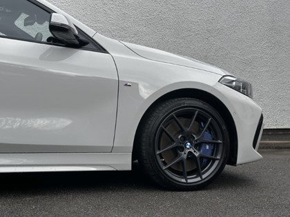 2022 (72) BMW 1 SERIES 120d M Sport 5dr Step Auto [Live Cockpit Pro]