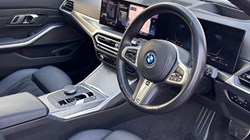 2022 (72) BMW 3 SERIES 330e M Sport 5dr Step Auto 3001012