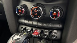 2017 (17) MINI HATCHBACK 2.0 Cooper S Works 210 3dr Auto 3031149