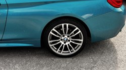 2019 (69) BMW 4 SERIES 420d [190] xDrive M Sport 2dr Auto [Prof Media] 3117829