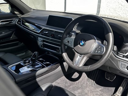 2021 (21) BMW 7 SERIES 740d xDrive MHT M Sport 4dr Auto