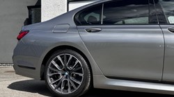 2021 (21) BMW 7 SERIES 740d xDrive MHT M Sport 4dr Auto 3101510