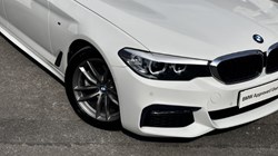 2018 (18) BMW 5 SERIES 520d M Sport 4dr Auto 3149652