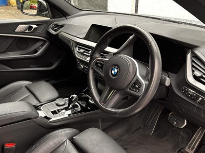 2021 (71) BMW 2 SERIES 220d M Sport 4dr Step Auto