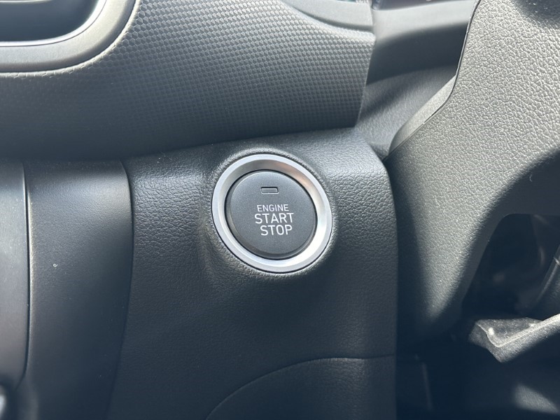 2022 (22) HYUNDAI KONA 1.6 GDi Hybrid Premium 5dr DCT 3307541