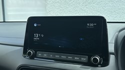 2022 (22) HYUNDAI KONA 1.6 GDi Hybrid Premium 5dr DCT 3307520