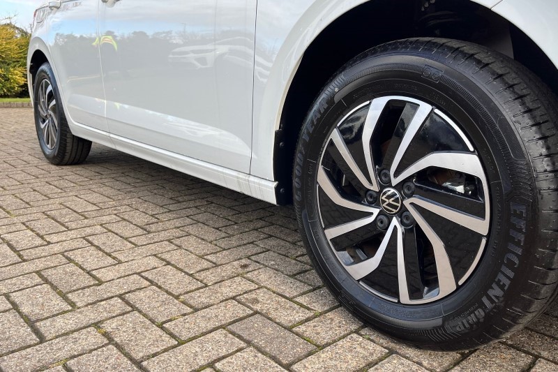 2024 (24) VOLKSWAGEN POLO 1.0 Life 5dr 3578030