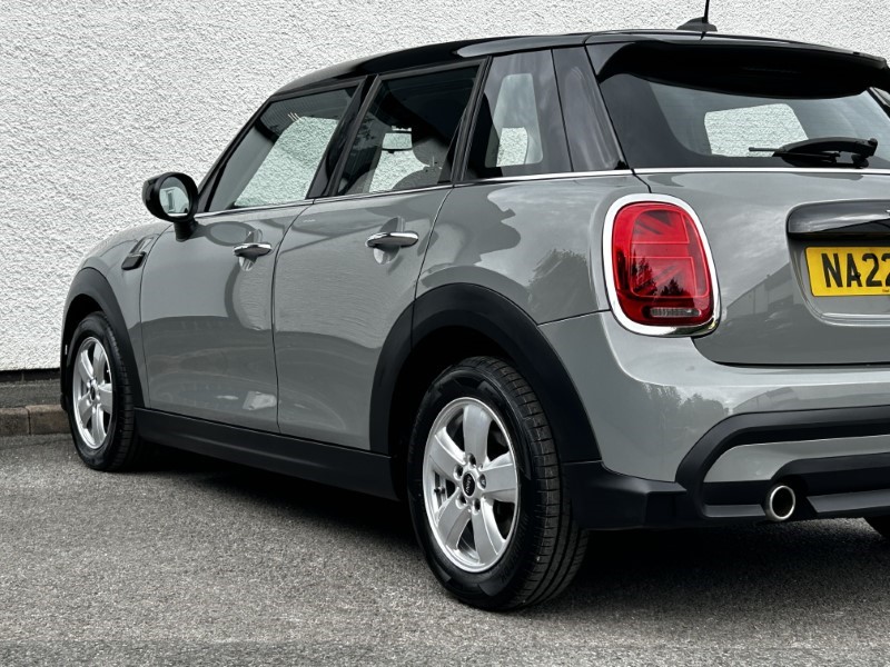 2022 (22) MINI HATCHBACK 1.5 Cooper Classic 5dr 3414786