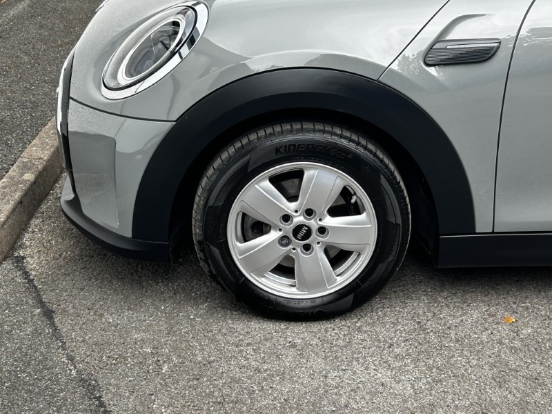 2022 (22) MINI HATCHBACK 1.5 Cooper Classic 5dr 3414797
