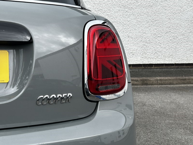 2022 (22) MINI HATCHBACK 1.5 Cooper Classic 5dr 3414787