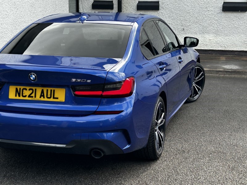 2021 (21) BMW 3 SERIES 330e xDrive M Sport 4dr Step Auto 3432911