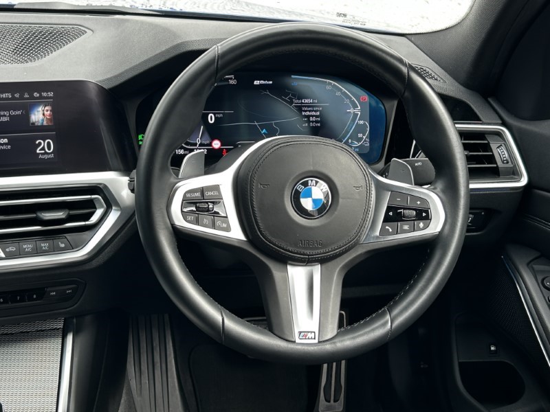 2021 (21) BMW 3 SERIES 330e xDrive M Sport 4dr Step Auto 3432879