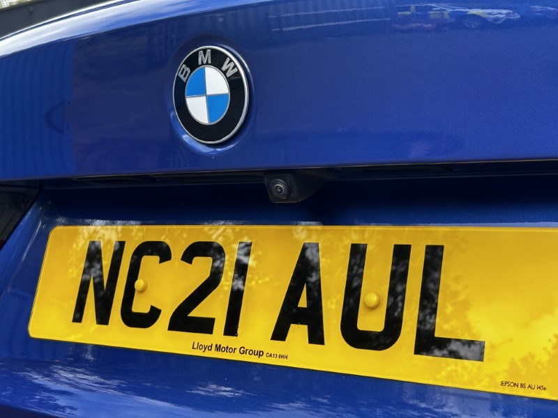 2021 (21) BMW 3 SERIES 330e xDrive M Sport 4dr Step Auto 3432891