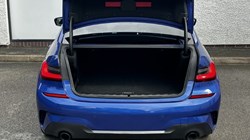 2021 (21) BMW 3 SERIES 330e xDrive M Sport 4dr Step Auto 3432889