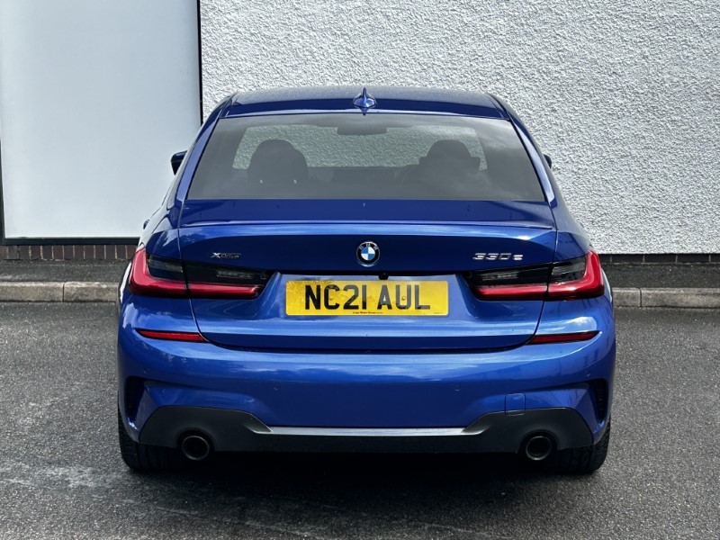 2021 (21) BMW 3 SERIES 330e xDrive M Sport 4dr Step Auto 3432888