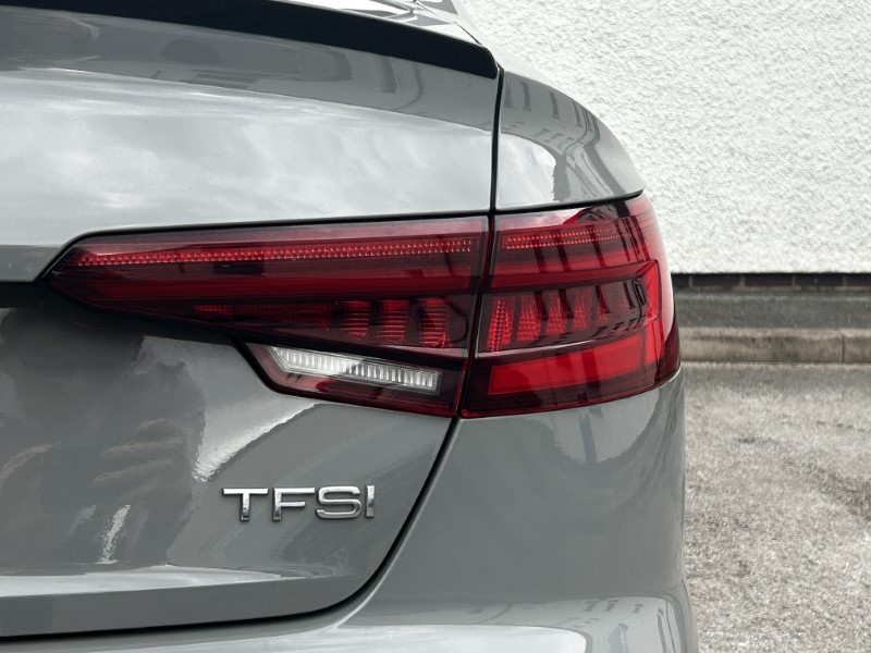 2018 (18) AUDI A4 1.4T FSI Black Edition 4dr 3440907